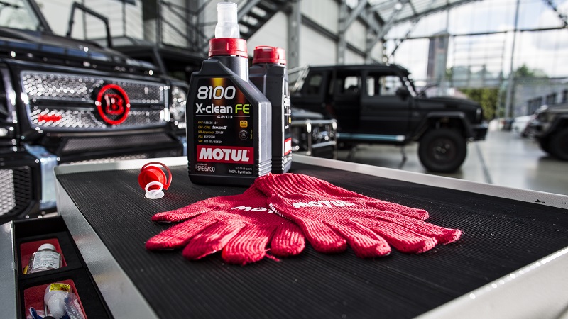 Motul 8100 X-CLEAN Gen 2 5W40 1 Liter | Synthetic Motor Oil